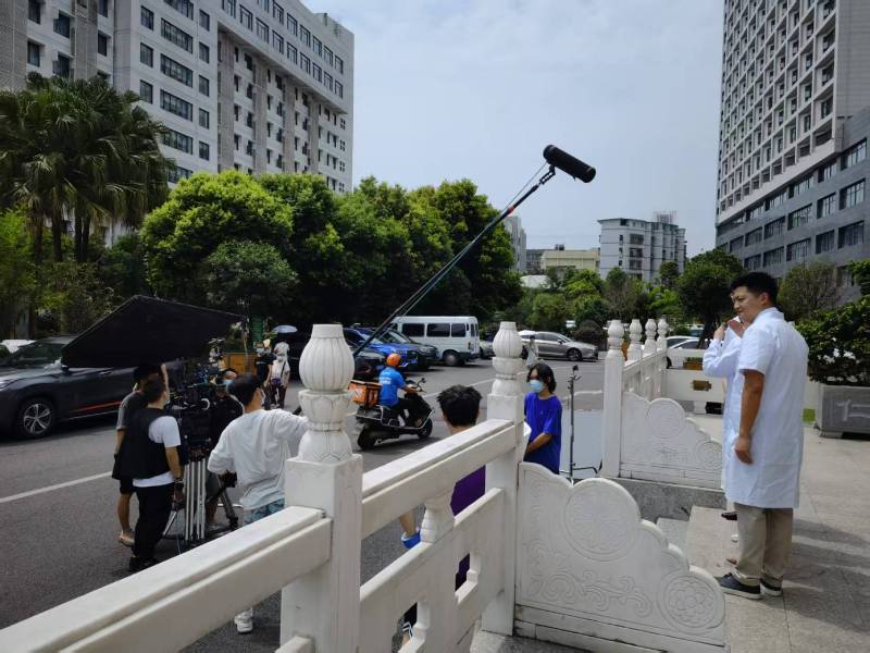 新田县广告片拍摄公司低成本实现高规格制作的诀窍